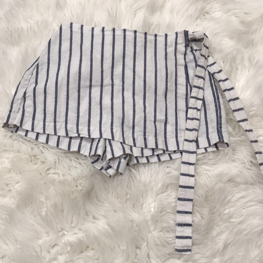 Stripped tie shorts - Picture 2 of 5